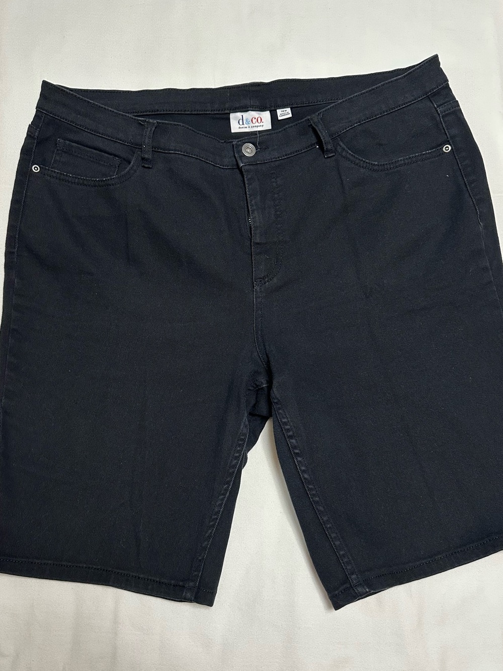 Denim & Co. Black Women's Stretch Bermuda Shorts